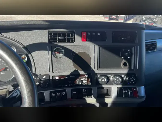 2021 KENWORTH T680
