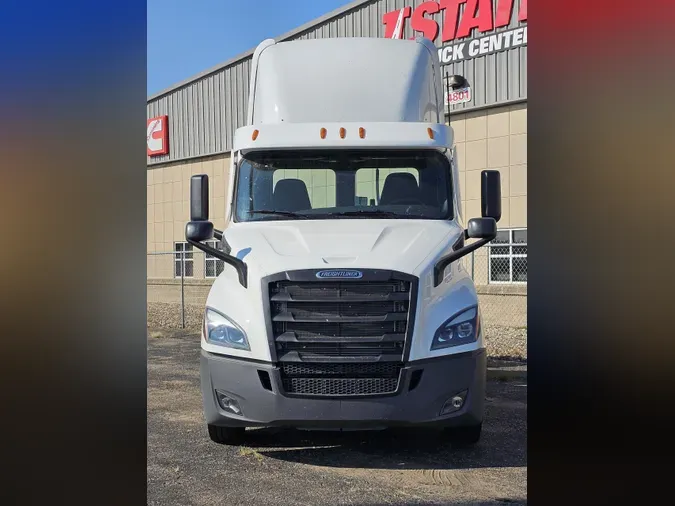 2025 Freightliner PE116DC