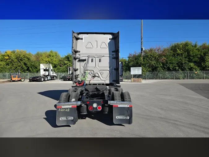 2024 Freightliner Cascadia 1263f5f944186bd44ad7a0c7e629dfc61bc