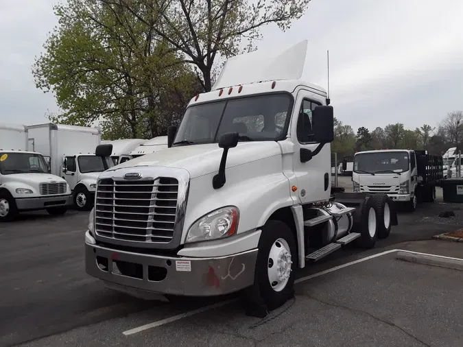 2018 FREIGHTLINER/MERCEDES CASCADIA 125