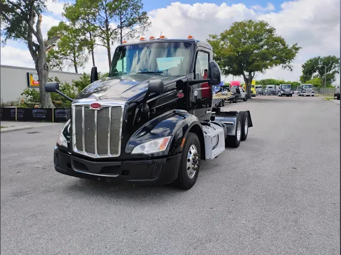 2022 Peterbilt 579