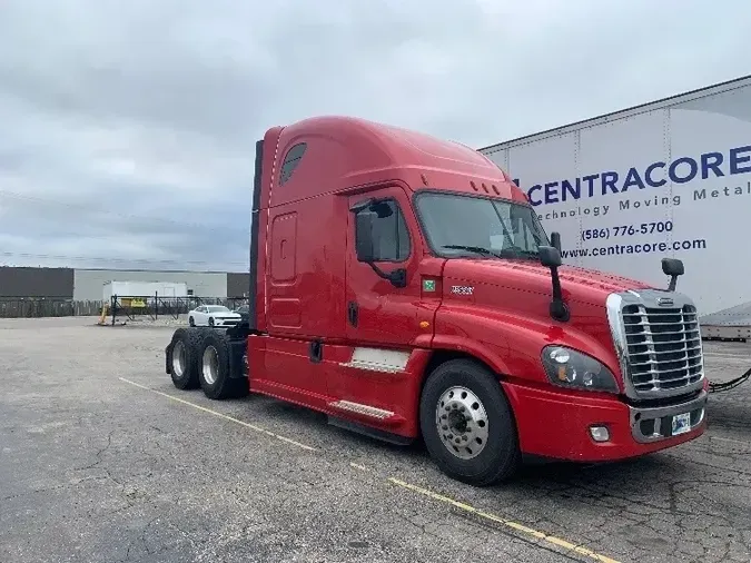 2019 Freightliner X12564ST3f6a5d60f49bff31dca527a11f6d0119