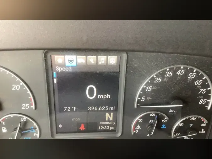 2023 Freightliner Cascadia 126
