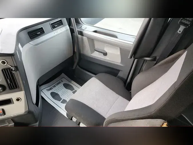 2020 FREIGHTLINER CA126