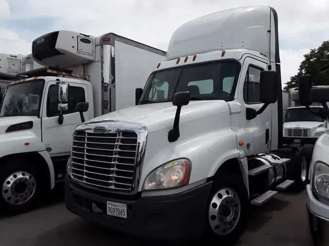 2018 FREIGHTLINER CASCADIA 1253f6f95ca8c50c2da55680401afe552ec