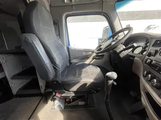 2019 PETERBILT 579