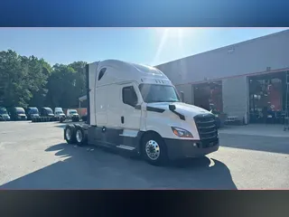 2022 Freightliner Cascadia 126