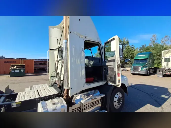 2020 Mack Anthem3f76bcafc736bbedf432f68cb7b04fab