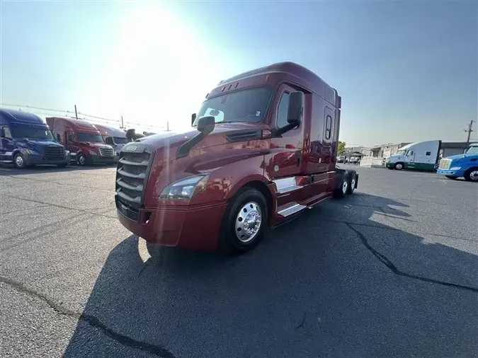 2019 FREIGHTLINER CA126