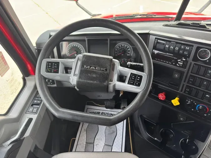 2019 MACK ANTHEM3f7c64b0a5f94eca88b01e183d5f59ac