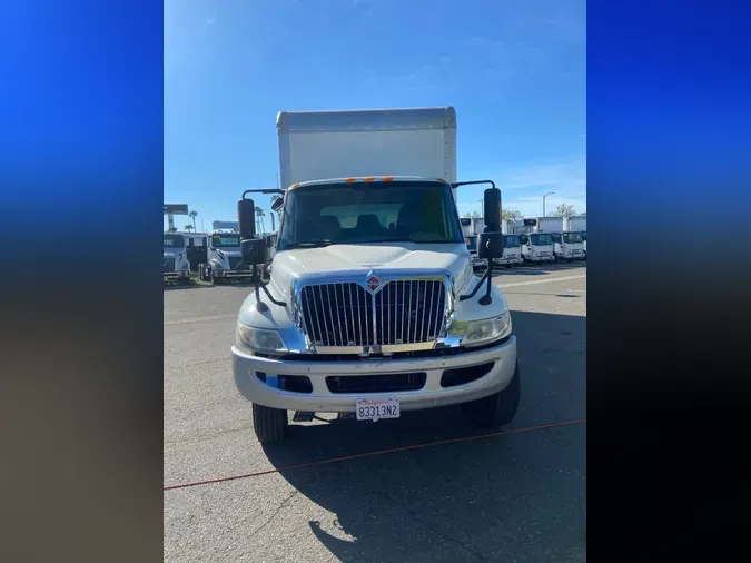 2019 NAVISTAR INTERNATIONAL 4300 SBA