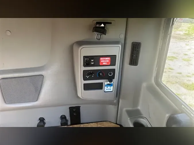 2022 INTERNATIONAL LT625