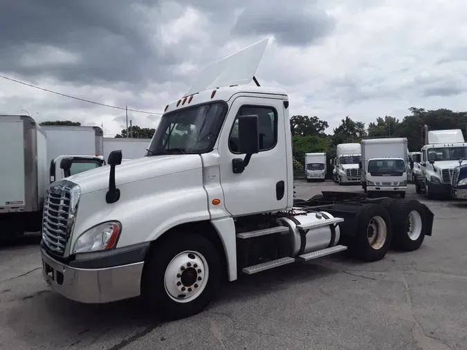 2016 FREIGHTLINER/MERCEDES CASCADIA 1253f82ee8950b07f637fec705e82aad4b3