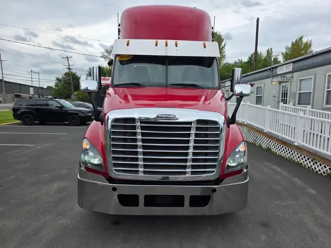 2019 FREIGHTLINER/MERCEDES CASCADIA 125