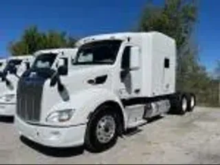 2022 Peterbilt 579