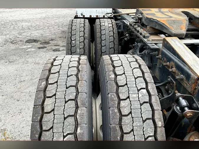 2020 INT LT625 6x4