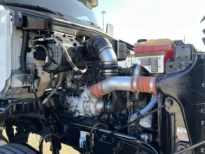 2020 Peterbilt 567