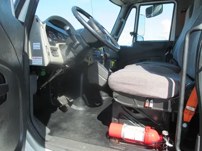 2017 FREIGHTLINER M2