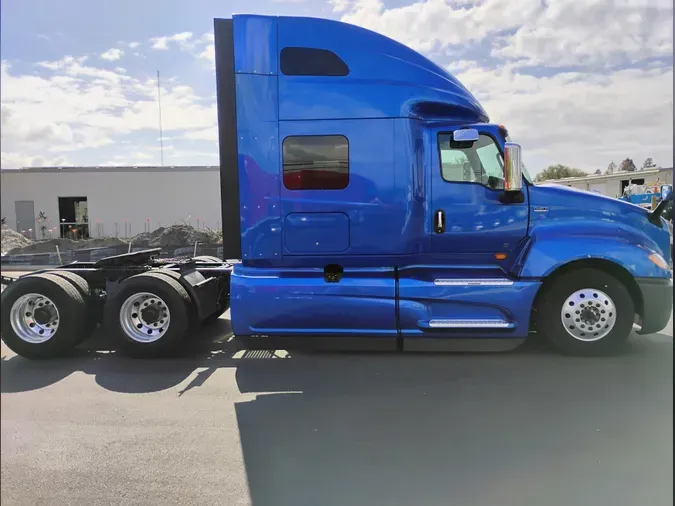 2022 International LT625