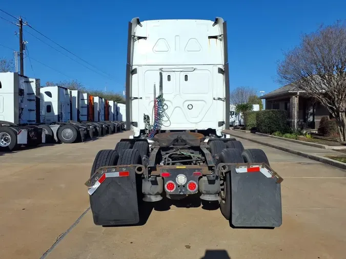 2020 FREIGHTLINER/MERCEDES NEW CASCADIA PX12664