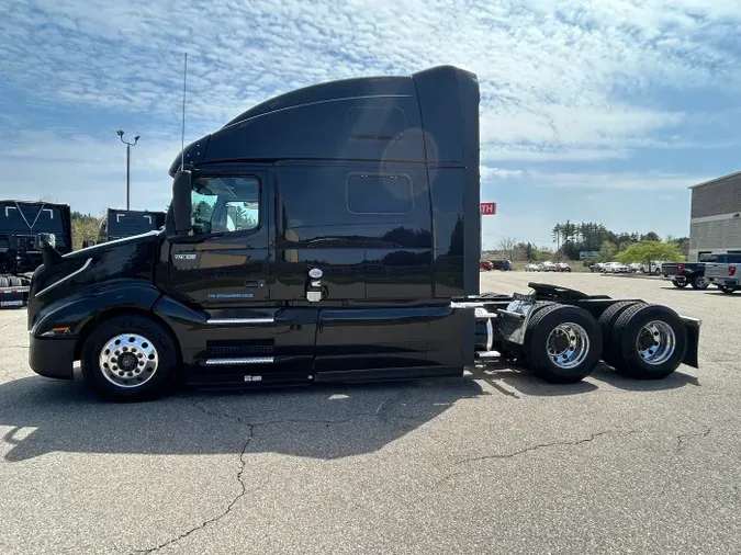 2021 Volvo VNL 860