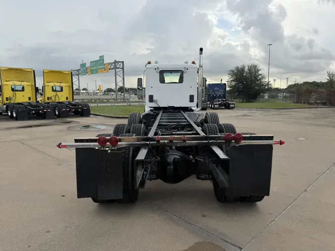 2023 Peterbilt 567
