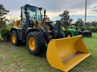 2021 John Deere 344L