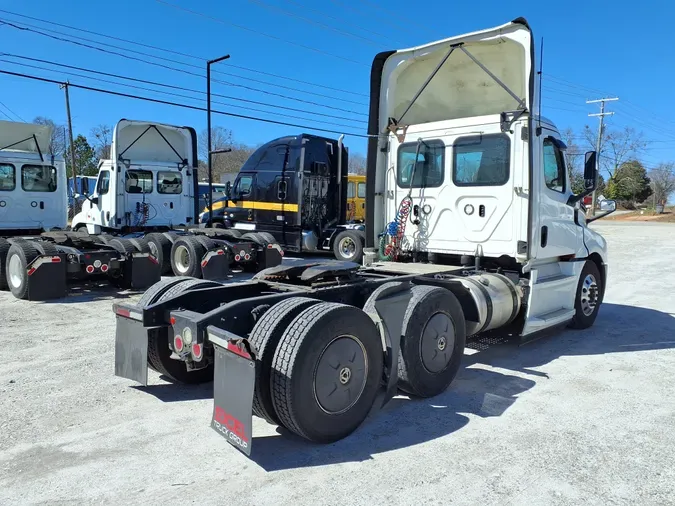 2019 FREIGHTLINER/MERCEDES NEW CASCADIA PX12664