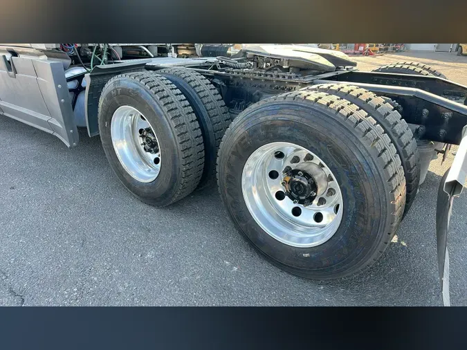 2024 Freightliner Cascadia 1263f979a32e2dbb0a5db05cd85932667eb