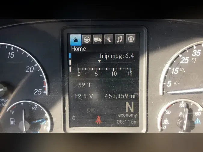 2021 Freightliner Cascadia 126