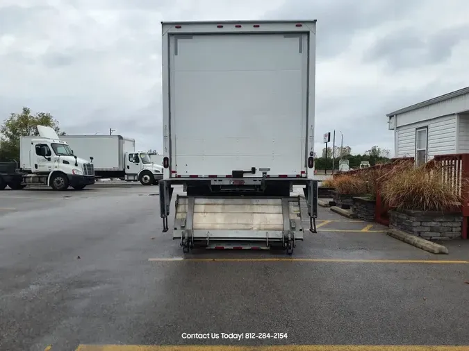 2019 FREIGHTLINER/MERCEDES M2 106