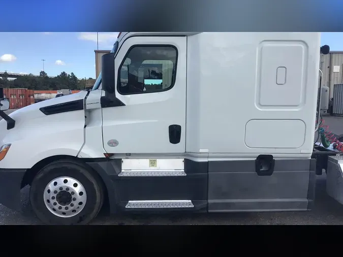 2020 Freightliner Cascadia 1263fa4de7914acd025d5cf52bd17776904
