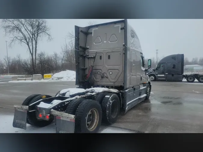 2024 Freightliner Cascadia