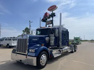 2020 Kenworth W900L