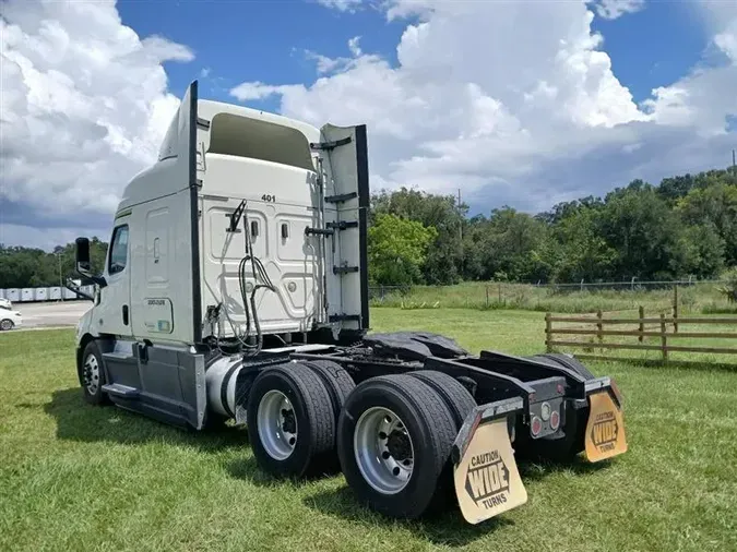 2019 FREIGHTLINER CA116