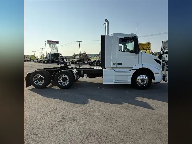 2024 VOLVO VNR64T3003fac462272323960af3f01553d13882f