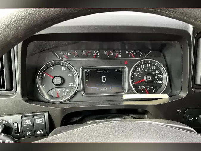 2021 INT LT625 6x4