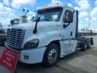 2019 FREIGHTLINER/MERCEDES CASCADIA 125