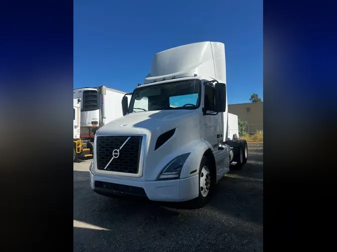 2018 VOLVO VNL64T-3003fb39b989b80ab306d88bcd7ec8abe0b