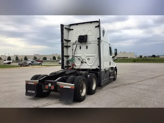 2023 Freightliner Cascadia 1263fb3fab0cbb3b560ce7ef93f466031bd