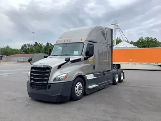 2023 Freightliner Cascadia