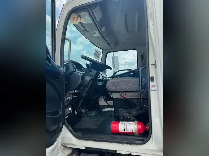 2019 Hino 268A