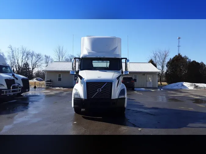 2019 Volvo VNL300