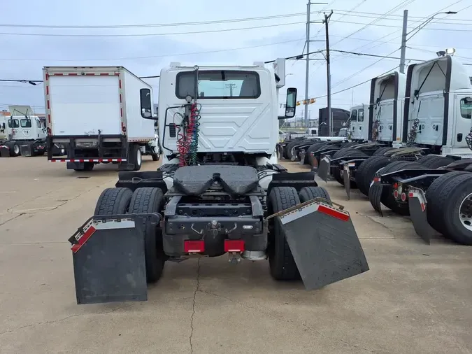 2019 NAVISTAR INTERNATIONAL RH613 DAYCAB S/A