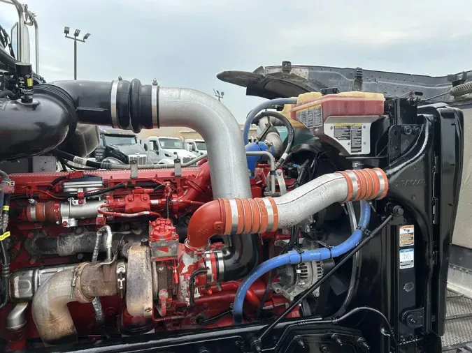 2020 Peterbilt 389