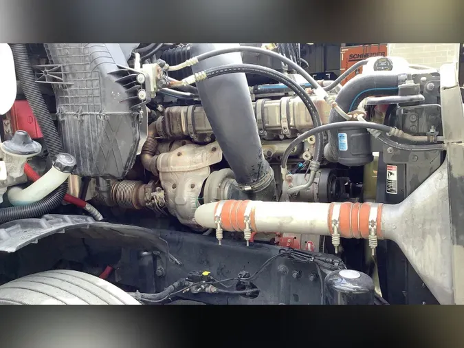 2020 Freightliner Cascadia 126