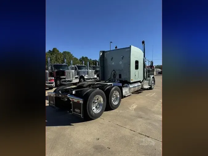 2026 PETERBILT 589