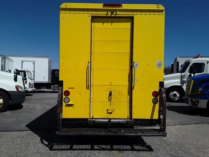 2016 FRTLR CUSTOM CHASSIS CORP MT55