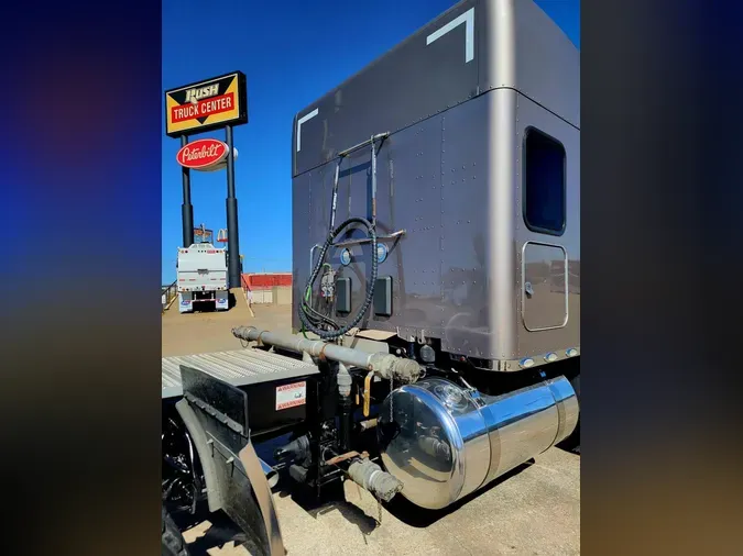 2020 Peterbilt 5793fcda8a0aad45cfbe2dcc0ac9c30e063