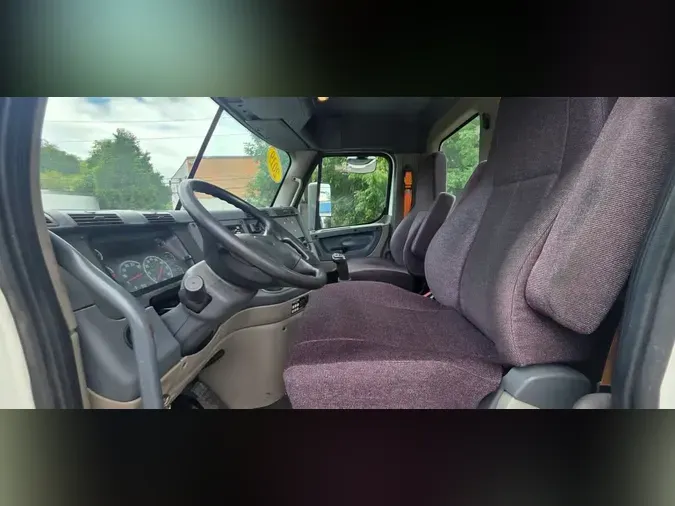 2019 FREIGHTLINER/MERCEDES CASCADIA 1253fcdc8adc70ba3ea4c8e93093ec15e85